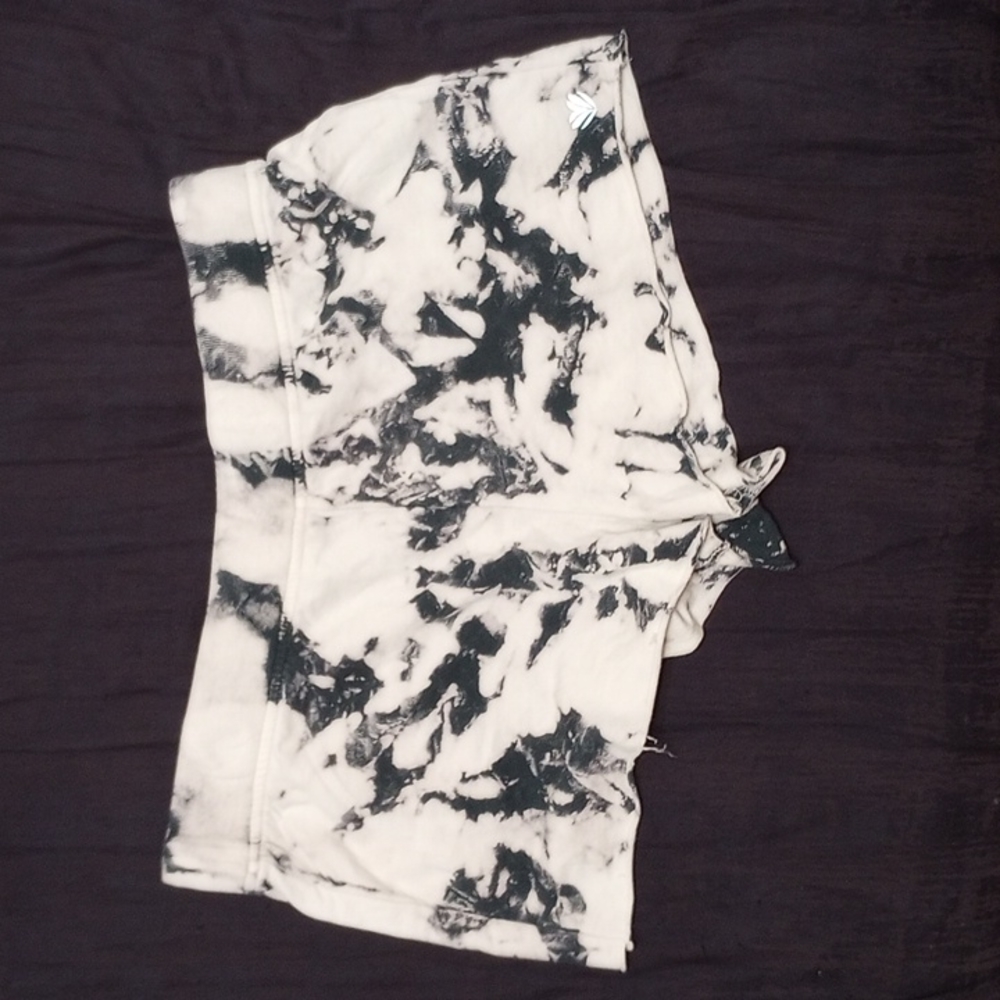 💘🍂 Tie Dye Short Shorts